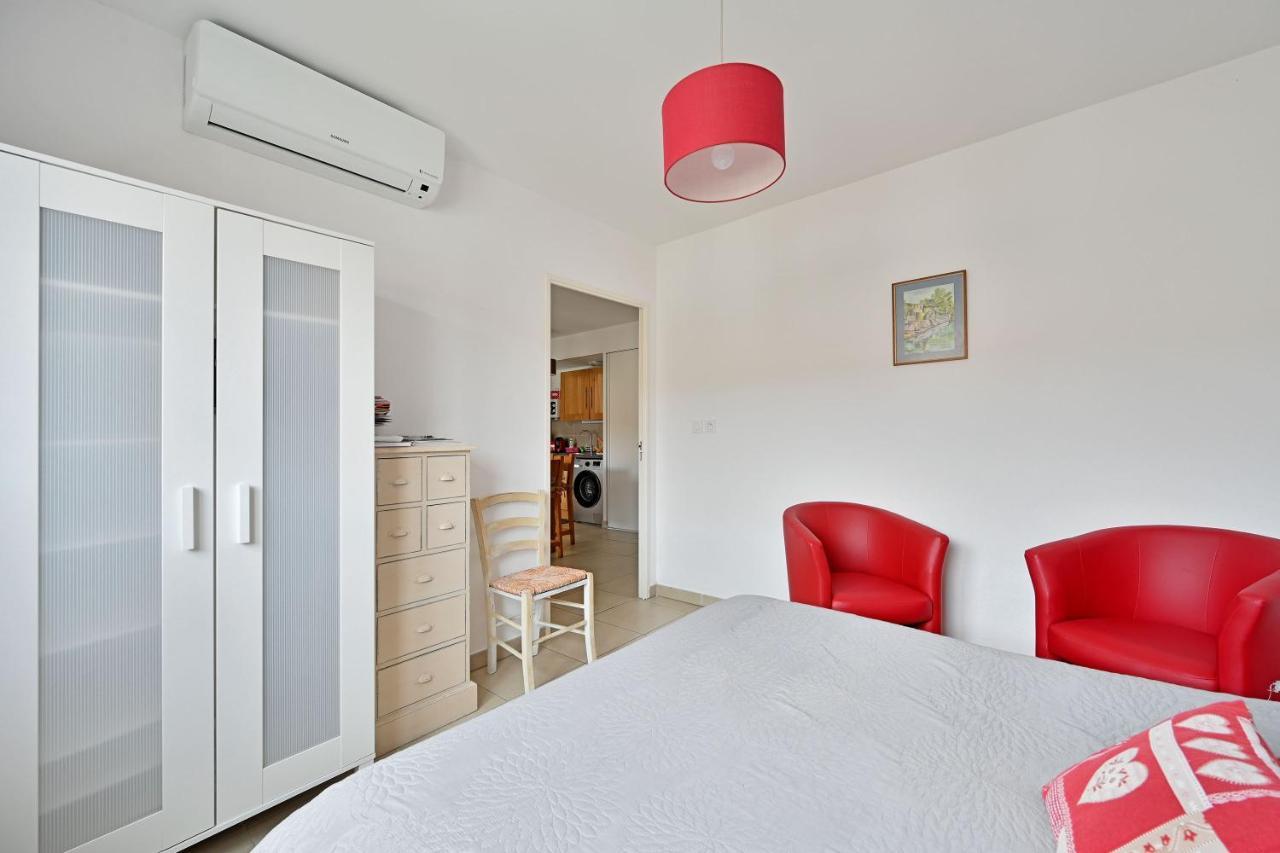 Ilot Coquelicot - Parking Gratuit Securise - Ac Clim - Ascenseur - Balcon Daire LʼIsle-sur-la-Sorgue Dış mekan fotoğraf